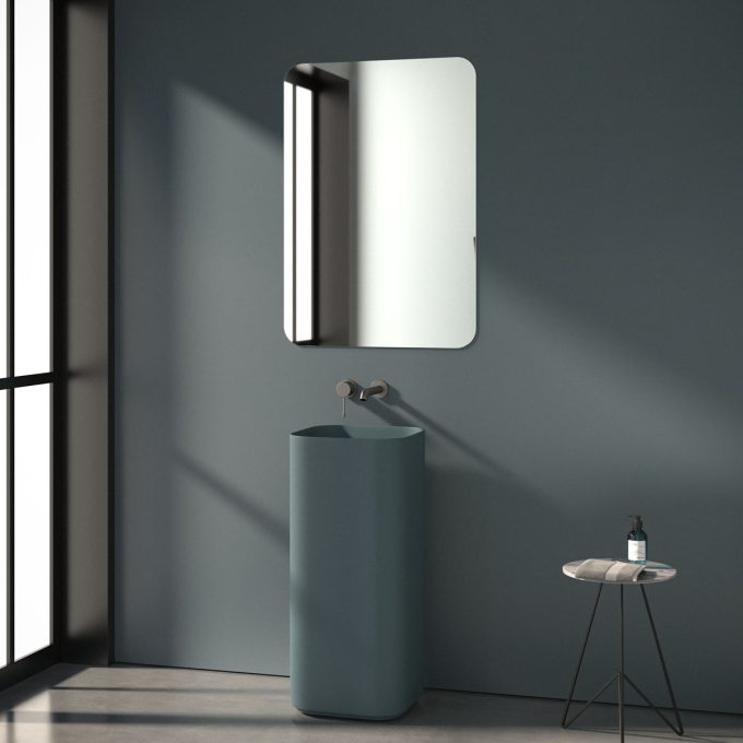 Veidrodis uzapvalintais kampais 70x100