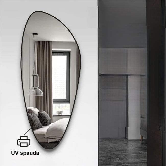 Netaisyklingos formos veidrodis su juodu remeliu 70x160 cm,